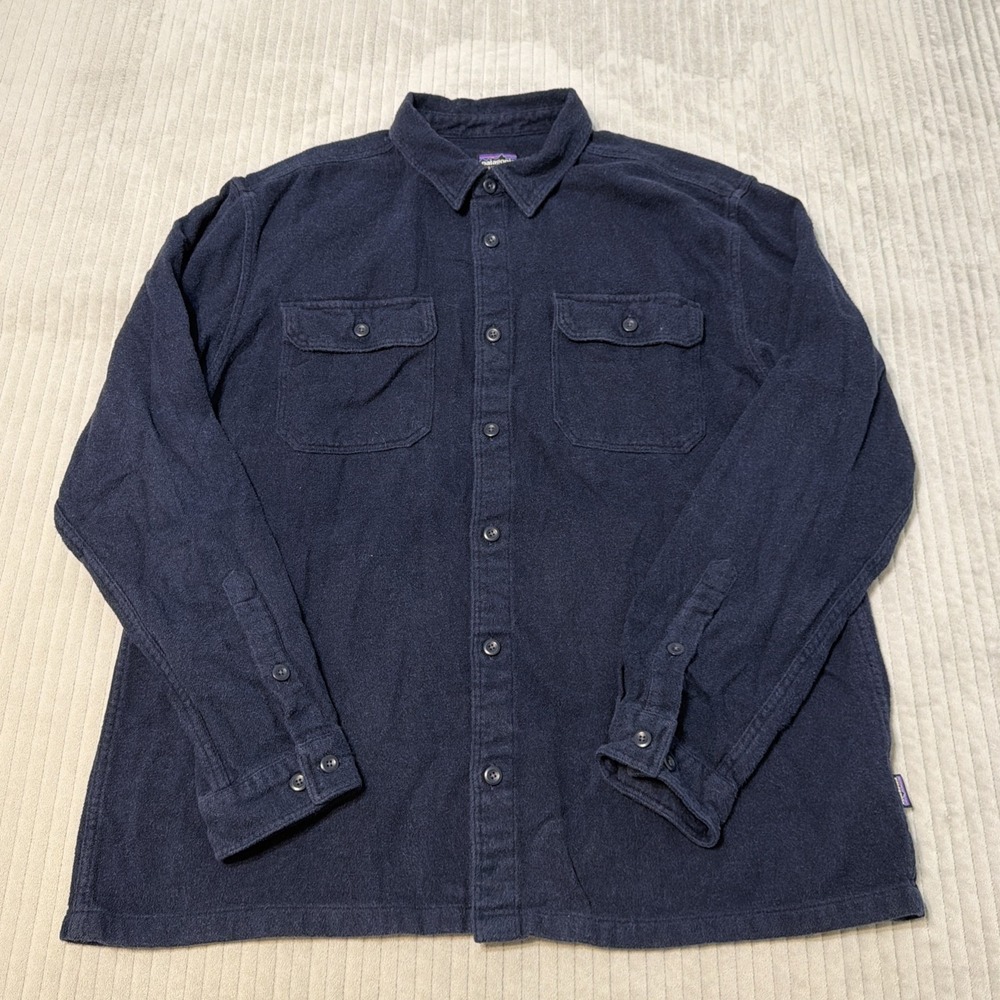 Patagonia‎ Shirt Mens XL Blue Organic Cotton Flannel Button Up Pockets Casual